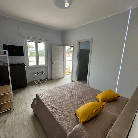 Fcoairporthouse Apartment
