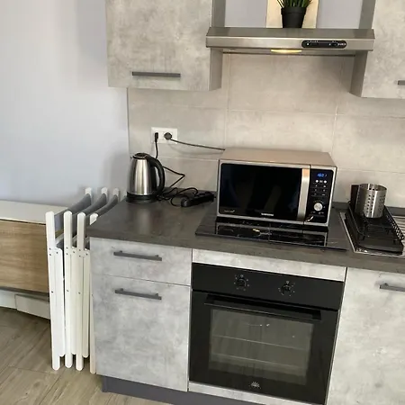 Fcoairporthouse Apartment