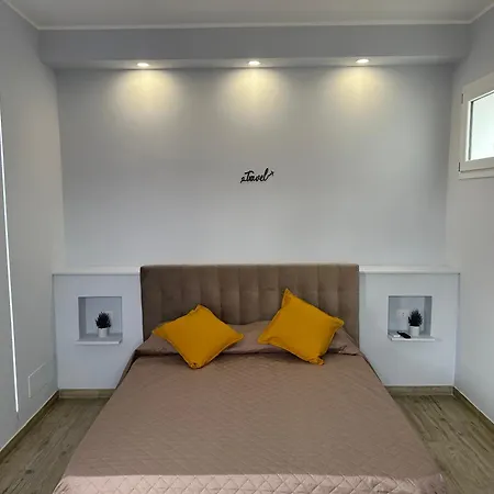 Fcoairporthouse
