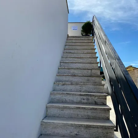 Fcoairporthouse Apartamento *