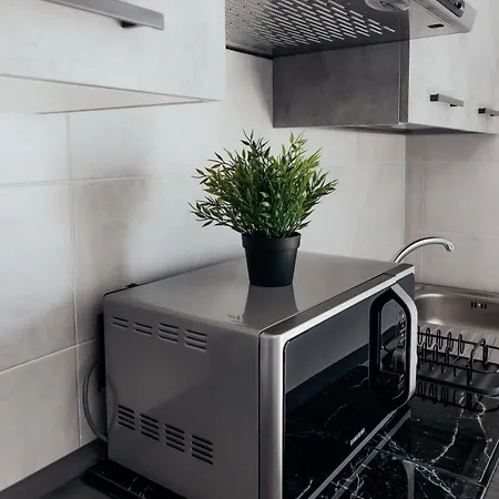 Fcoairporthouse Apartamento *